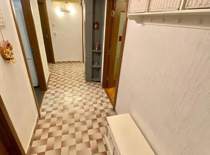 Downtown Apartment Craiova